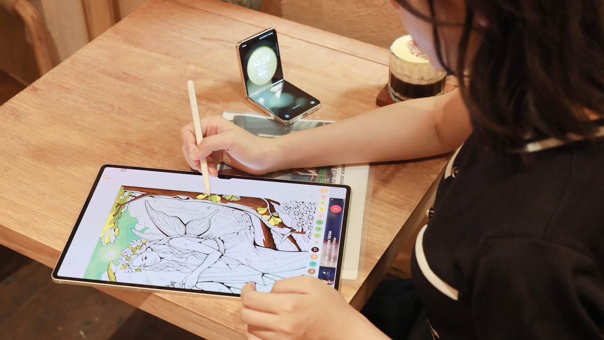 table-cua-nam-2023-samsung-galaxy-tab-s9-ultra-5.jpg (231 KB)